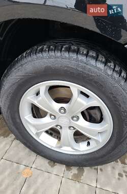 Внедорожник / Кроссовер Hyundai Tucson 2009 в 