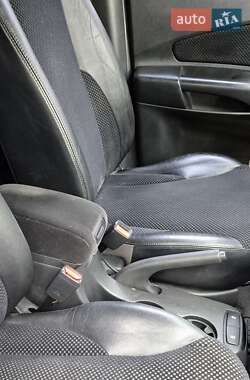 Внедорожник / Кроссовер Hyundai Tucson 2012 в 