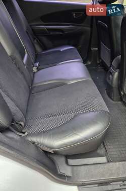 Внедорожник / Кроссовер Hyundai Tucson 2012 в 