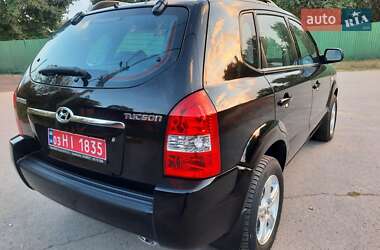 Внедорожник / Кроссовер Hyundai Tucson 2008 в 