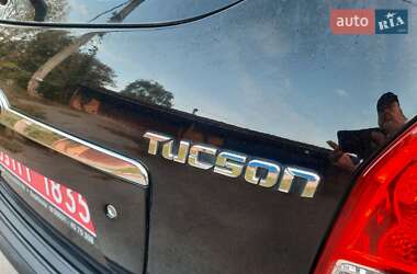Внедорожник / Кроссовер Hyundai Tucson 2008 в 