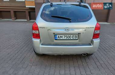 Внедорожник / Кроссовер Hyundai Tucson 2007 в 