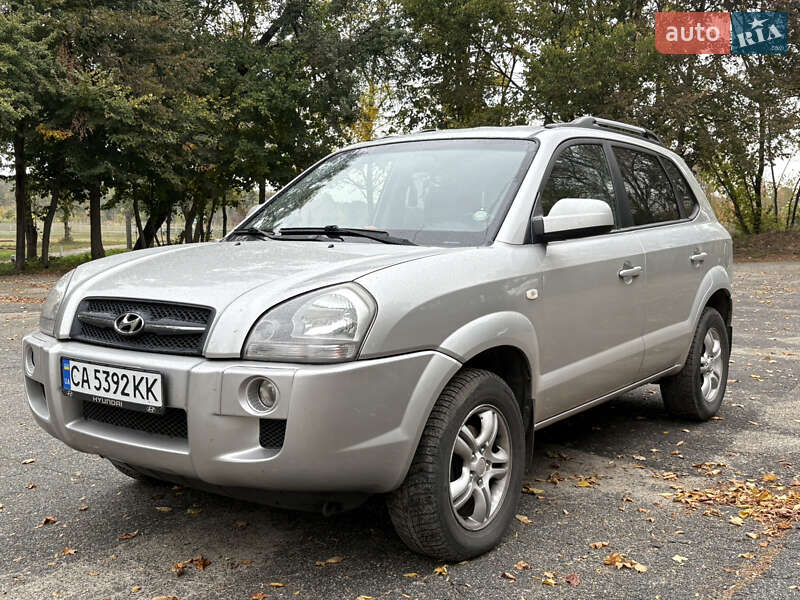 Позашляховик / Кросовер Hyundai Tucson 2006 в Корсунь-Шевченківському
