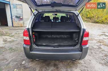 Внедорожник / Кроссовер Hyundai Tucson 2008 в 