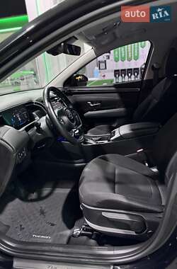 Внедорожник / Кроссовер Hyundai Tucson 2021 в 
