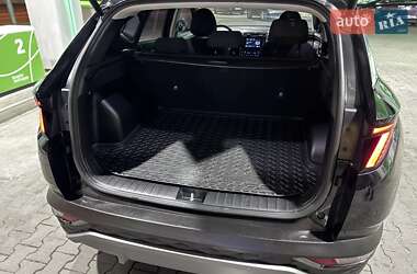 Внедорожник / Кроссовер Hyundai Tucson 2021 в 