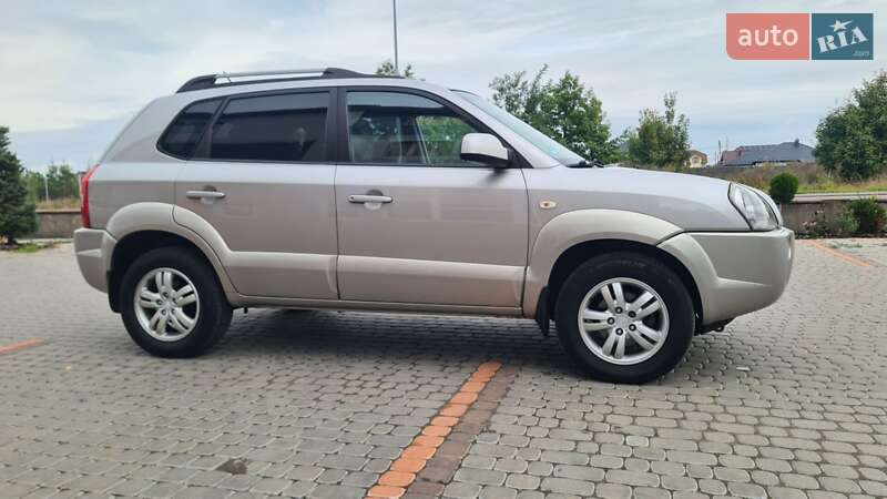 Внедорожник / Кроссовер Hyundai Tucson 2006 в Виннице фото 11 Внедорожник / Кроссовер Hyundai Tucson 2006 в Виннице