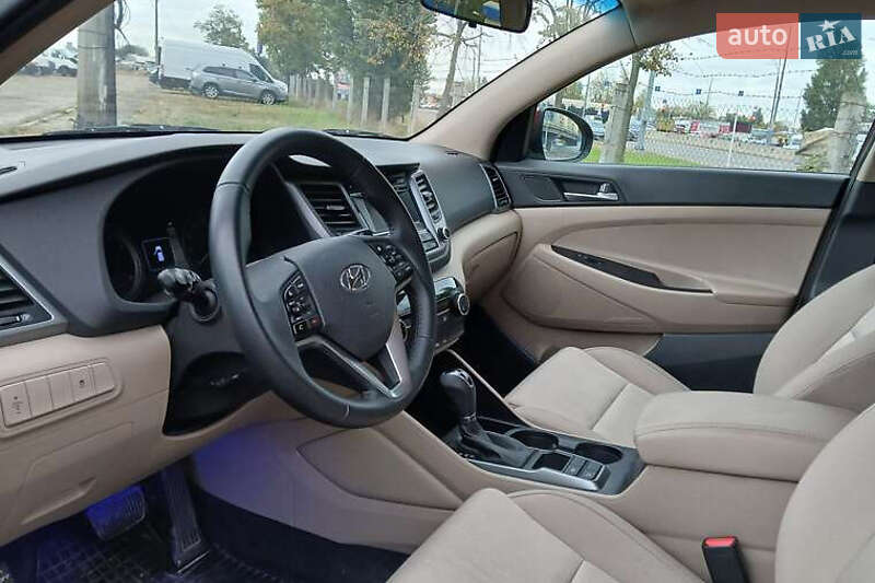 Внедорожник / Кроссовер Hyundai Tucson 2016 в Киеве фото 7 Внедорожник / Кроссовер Hyundai Tucson 2016 в Киеве