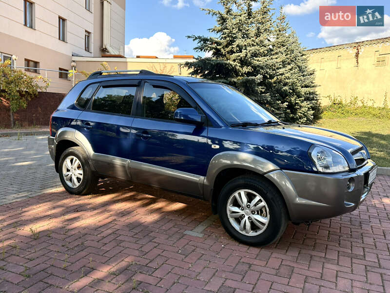 Внедорожник / Кроссовер Hyundai Tucson 2008 в Харькове