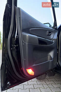 Внедорожник / Кроссовер Hyundai Tucson 2007 в 