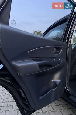 Внедорожник / Кроссовер Hyundai Tucson 2007 в 