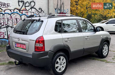 Внедорожник / Кроссовер Hyundai Tucson 2006 в  фото 7 Внедорожник / Кроссовер Hyundai Tucson 2006 в