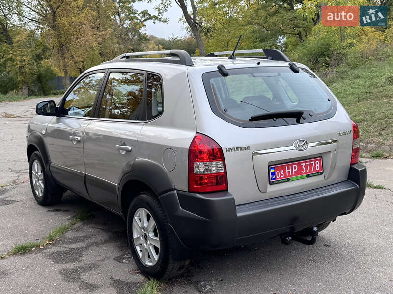 Позашляховик / Кросовер Hyundai Tucson 2006 в Полтаві фото 10 Позашляховик / Кросовер Hyundai Tucson 2006 в Полтаві