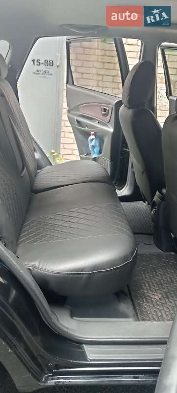 Внедорожник / Кроссовер Hyundai Tucson 2007 в Киеве фото 8 Внедорожник / Кроссовер Hyundai Tucson 2007 в Киеве