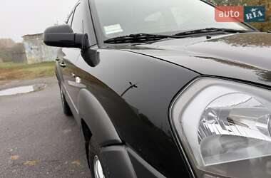 Внедорожник / Кроссовер Hyundai Tucson 2008 в 
