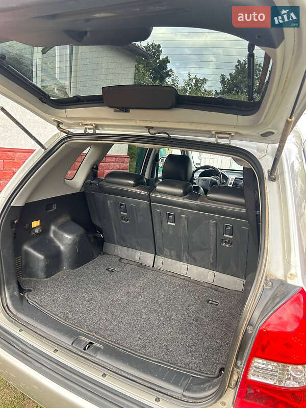 Позашляховик / Кросовер Hyundai Tucson 2006 в Шаргороді