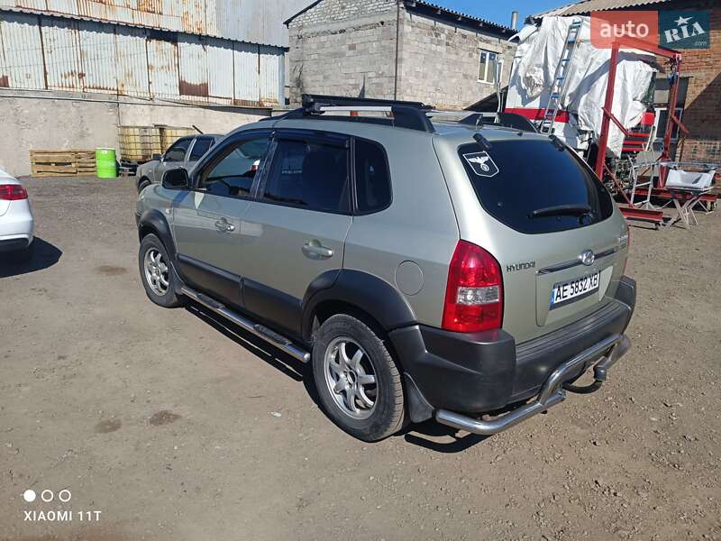 Позашляховик / Кросовер Hyundai Tucson 2005 в Павлограді фото 6 Позашляховик / Кросовер Hyundai Tucson 2005 в Павлограді