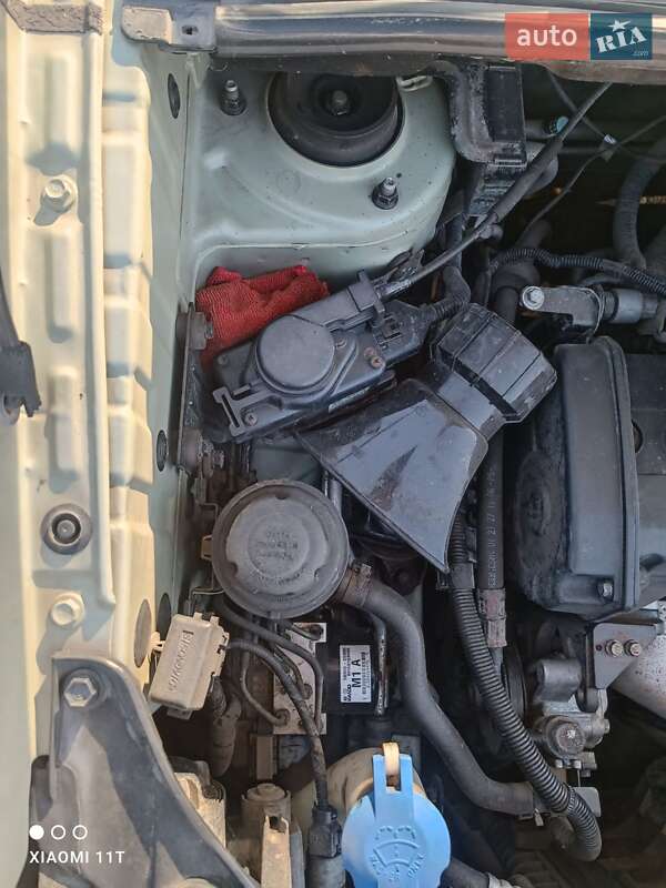 Позашляховик / Кросовер Hyundai Tucson 2005 в Павлограді фото 17 Позашляховик / Кросовер Hyundai Tucson 2005 в Павлограді