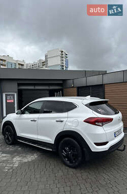 Внедорожник / Кроссовер Hyundai Tucson 2018 в 
