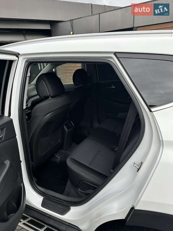 Позашляховик / Кросовер Hyundai Tucson 2018 в Львові фото 7 Позашляховик / Кросовер Hyundai Tucson 2018 в Львові