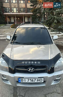 Внедорожник / Кроссовер Hyundai Tucson 2006 в 