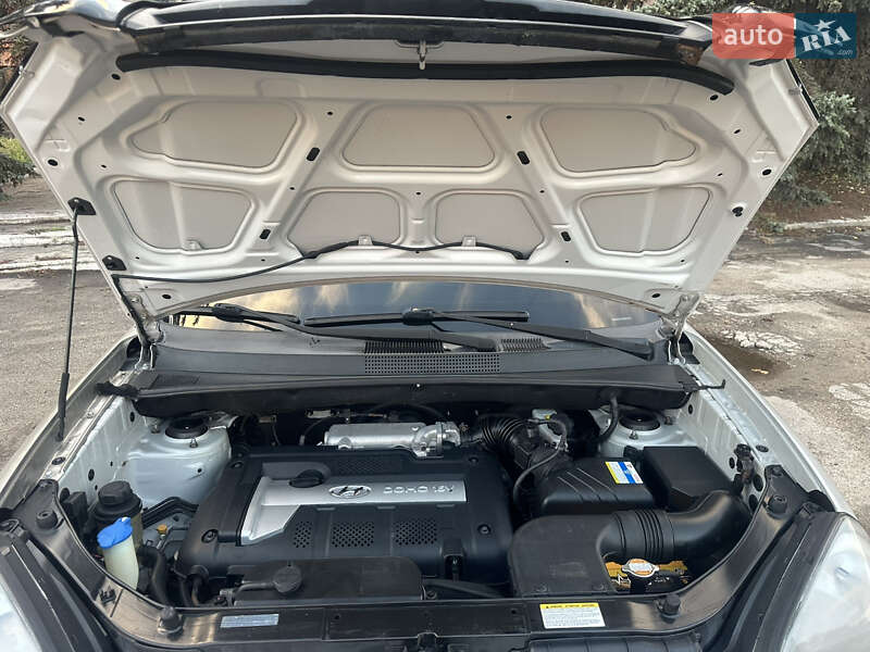 Позашляховик / Кросовер Hyundai Tucson 2006 в Новій Водолагі