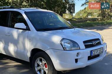 Внедорожник / Кроссовер Hyundai Tucson 2009 в 