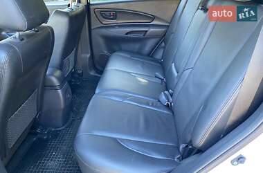 Внедорожник / Кроссовер Hyundai Tucson 2009 в 