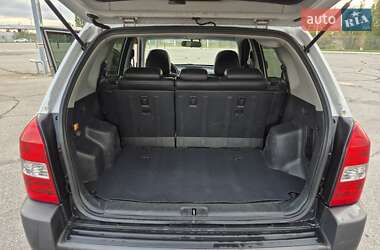 Внедорожник / Кроссовер Hyundai Tucson 2008 в 