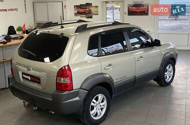 Внедорожник / Кроссовер Hyundai Tucson 2006 в 