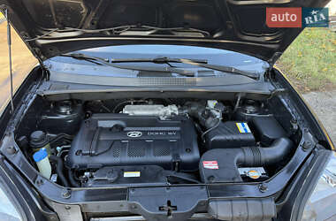 Внедорожник / Кроссовер Hyundai Tucson 2007 в 
