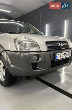 Внедорожник / Кроссовер Hyundai Tucson 2007 в 