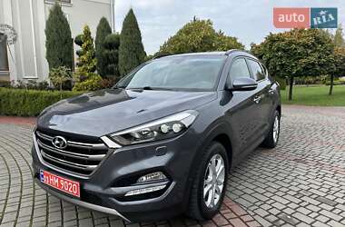 Внедорожник / Кроссовер Hyundai Tucson 2015 в 