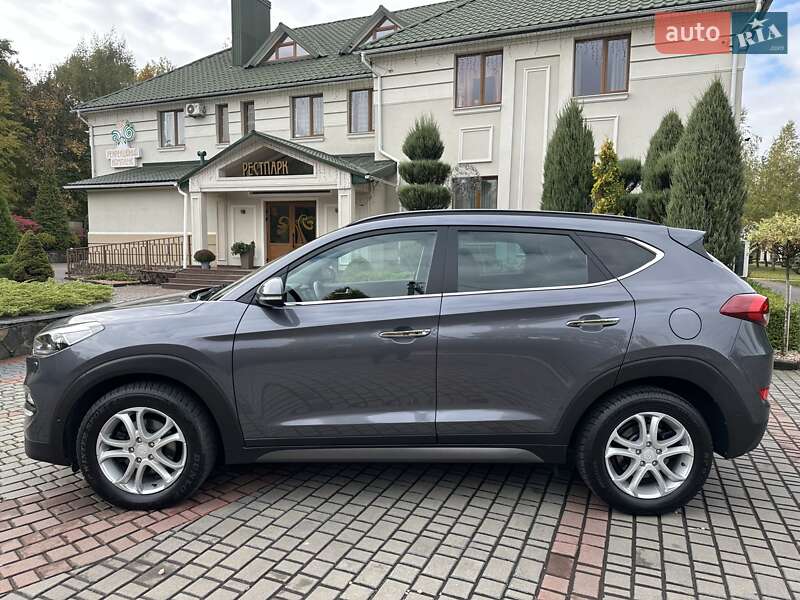 Позашляховик / Кросовер Hyundai Tucson 2015 в Луцьку