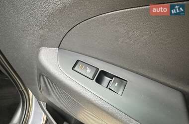 Внедорожник / Кроссовер Hyundai Tucson 2015 в 