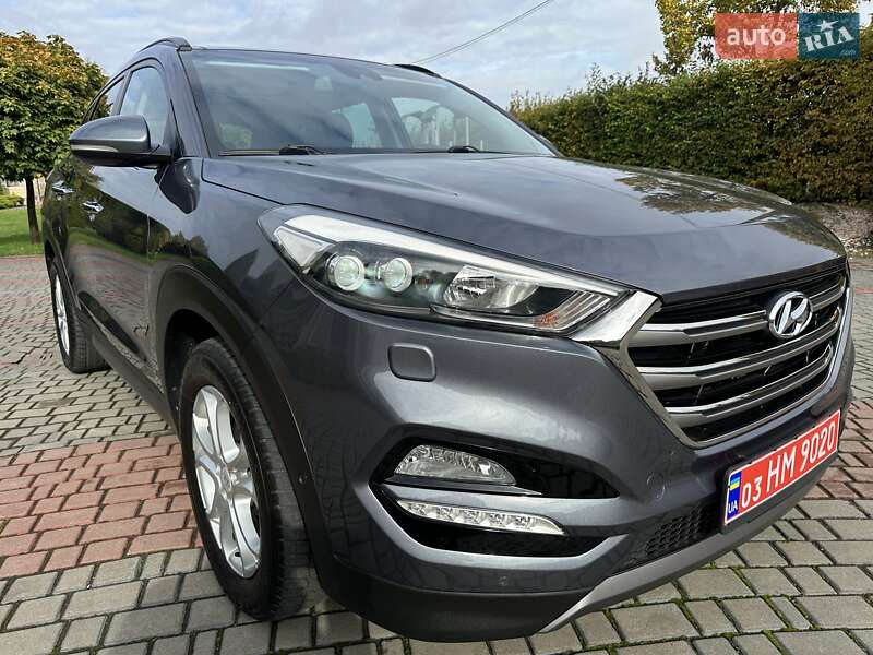 Позашляховик / Кросовер Hyundai Tucson 2015 в Луцьку