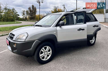 Внедорожник / Кроссовер Hyundai Tucson 2007 в 