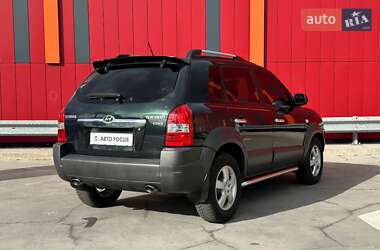Внедорожник / Кроссовер Hyundai Tucson 2007 в 