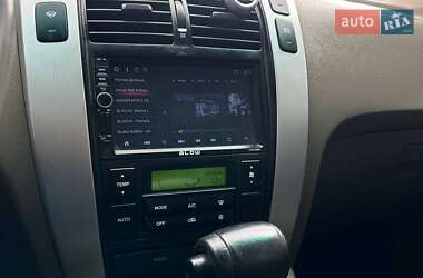 Внедорожник / Кроссовер Hyundai Tucson 2007 в 
