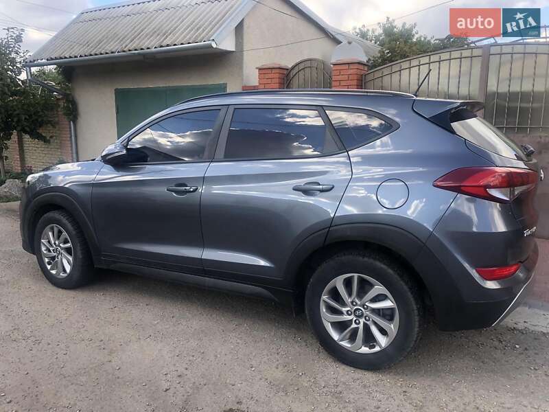 Внедорожник / Кроссовер Hyundai Tucson 2016 в Одессе