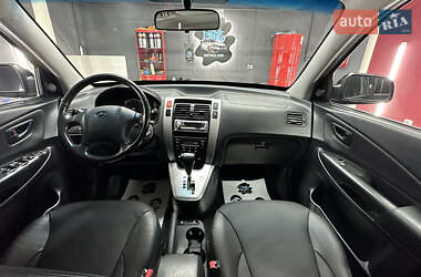 Внедорожник / Кроссовер Hyundai Tucson 2008 в 