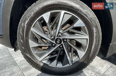 Внедорожник / Кроссовер Hyundai Tucson 2021 в 