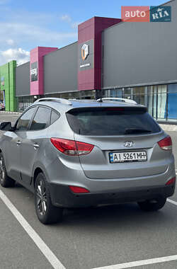 Внедорожник / Кроссовер Hyundai Tucson 2014 в 