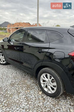 Внедорожник / Кроссовер Hyundai Tucson 2019 в 