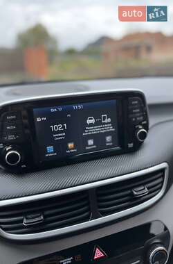 Внедорожник / Кроссовер Hyundai Tucson 2019 в 