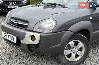 Внедорожник / Кроссовер Hyundai Tucson 2009 в 