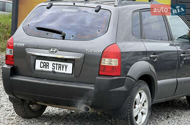 Внедорожник / Кроссовер Hyundai Tucson 2009 в 
