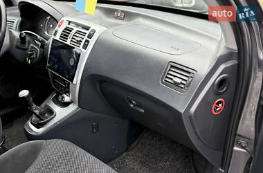 Внедорожник / Кроссовер Hyundai Tucson 2009 в 