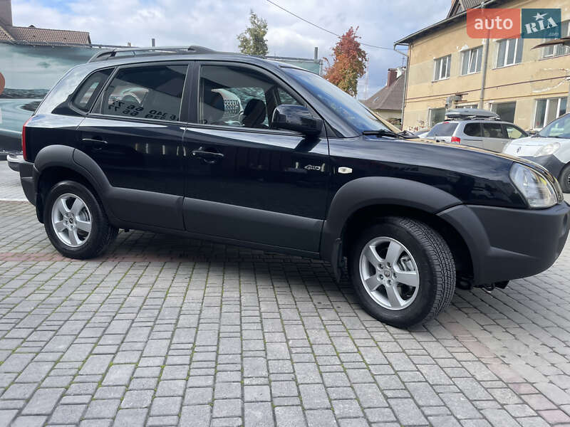 Позашляховик / Кросовер Hyundai Tucson 2008 в Івано-Франківську
