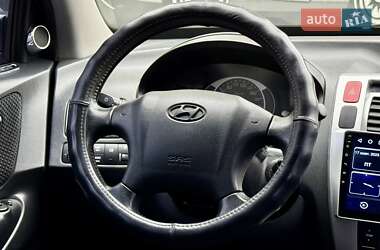 Внедорожник / Кроссовер Hyundai Tucson 2009 в 